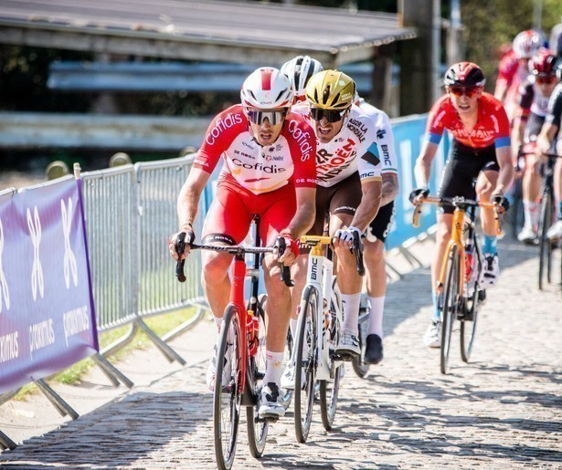 Warmdraaien voor Vlaanderens Mooiste met Dwars door Vlaanderen