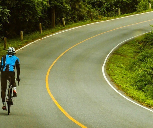 Getergde Van Dijk in tijdrit op EK