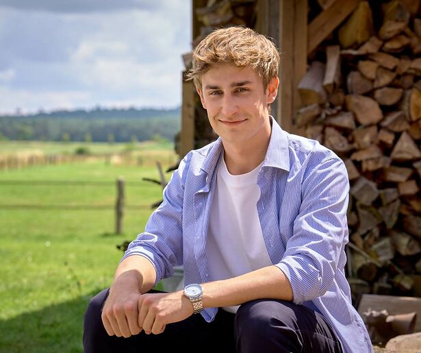 Bauke van den Berg begint Jeske Van de Staak langzaam te doorzien in Woeste Grond