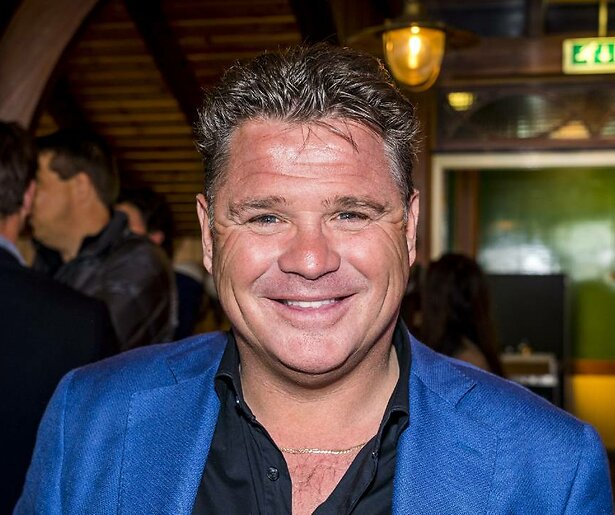 Wolter Kroes zoekt nachtegaal in nieuw seizoen I Can See Your Voice