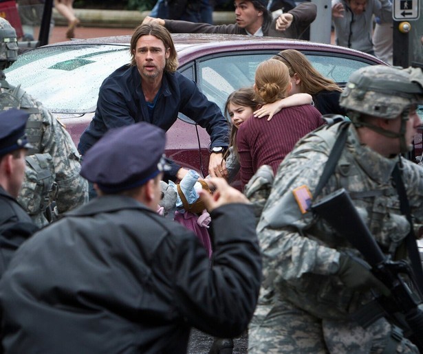 Brad Pitt strijdt tegen bloeddorstige zombies in horrorfilm World War Z