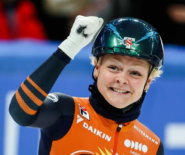 Xandra Velzeboer probeert nu wel goud te pakken op het EK Shorttrack 2025