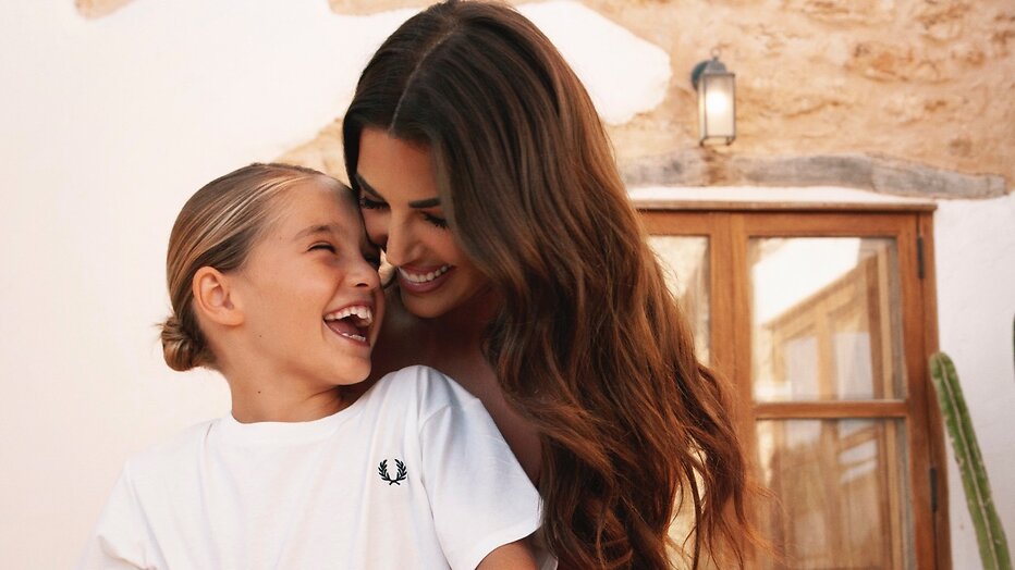 Yolanthe en haar zoontje Xess Xava