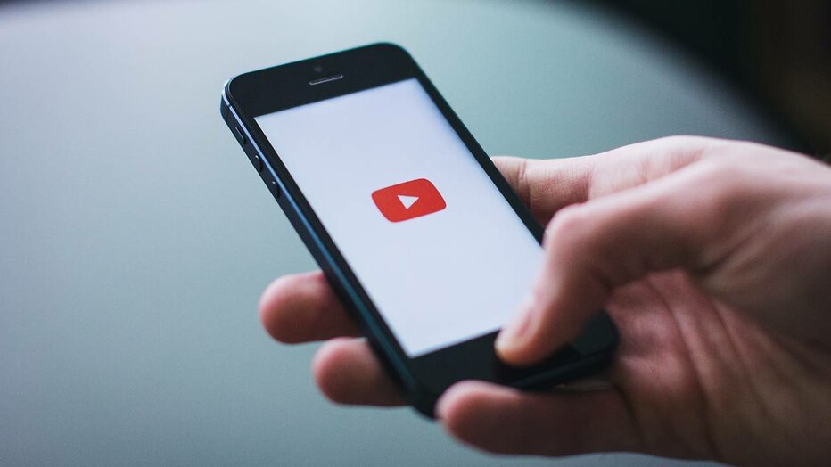 YouTube YouTube