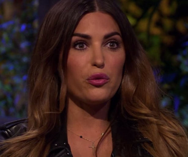 Yolanthe houdt het niet droog tijdens Linda's Zomerweek