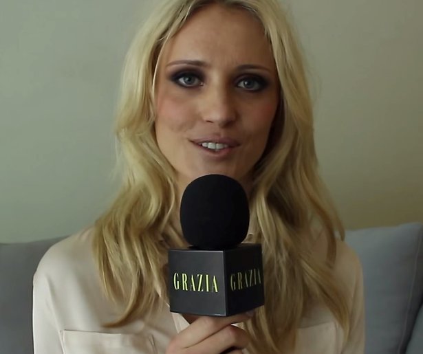 Yfke Sturm aan de beterende hand