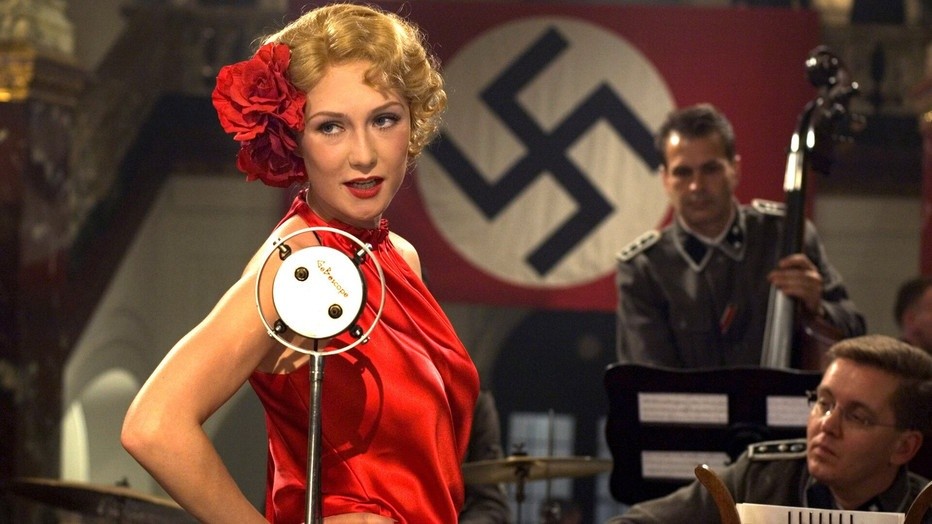 Carice van Houten in Zwartboek