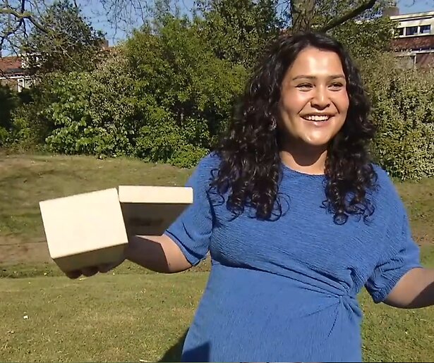 Heel Holland bakt elke dag-winnaar Zeinab in verwachting: 'Kleine cupcake'