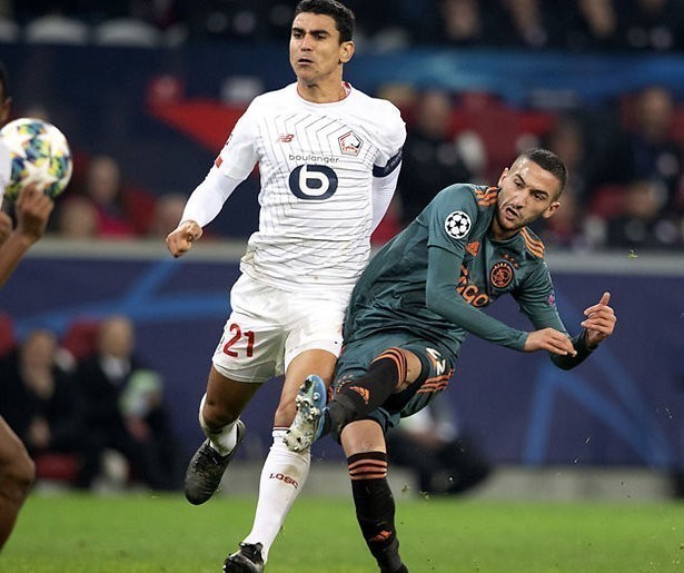 De TV van gisteren: Glorieus Ajax trekt ruim 2,2 miljoen kijkers