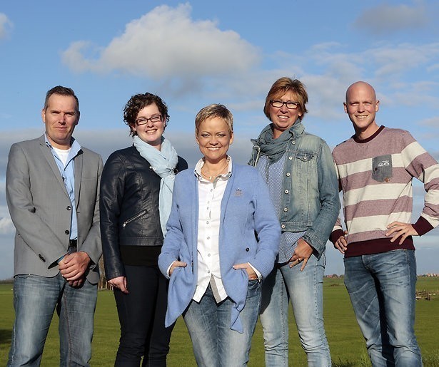 Videosnack: Lange Frans brengt eerbetoon aan deelnemers Zolang Ik Leef