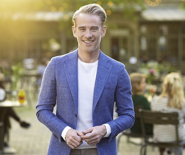 De TV van gisteren: Zomer met Art in de lift