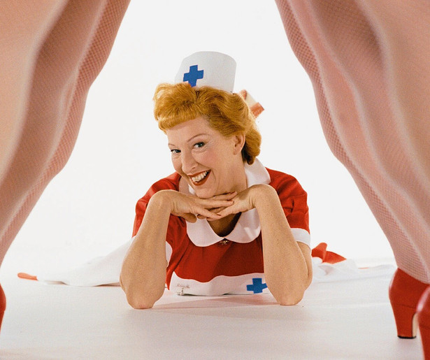 Loes Luca en Paul de Leeuw stralen in Ja Zuster, Nee Zuster