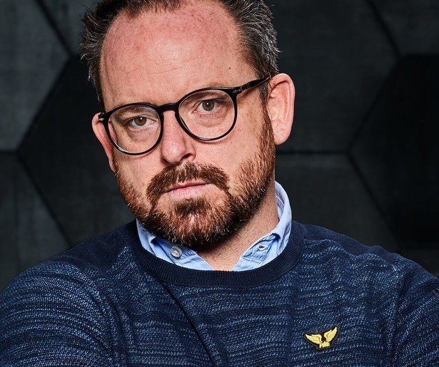 Thijs pakt alle stalkers aan in nieuw seizoen Zeeman Confronteert: Stalkers