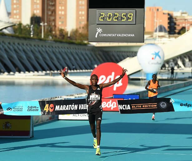 Vlammen tijdens de marathon in Valencia