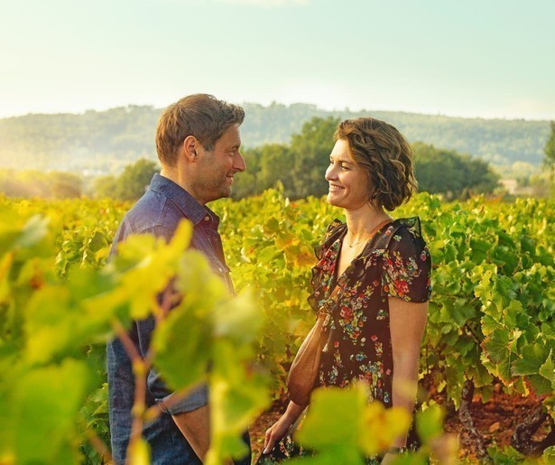 Fockeline Ouwerkerk is verliefd op de buurman in Zomer in Frankrijk