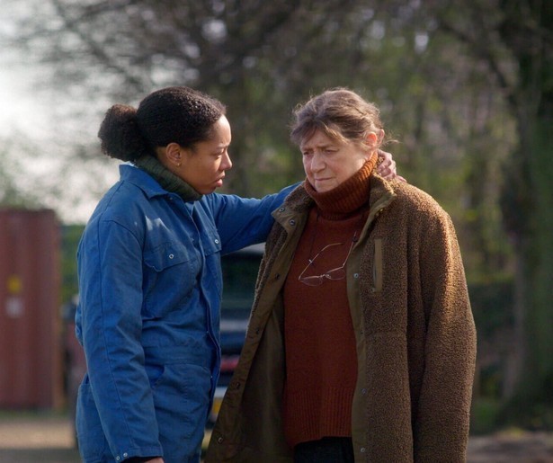 Joy Delima twijfelt opeens aan alles en iedereen in dramaserie Zussen