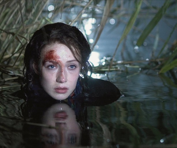 Geniet nog een keer van Carice van Houtens doorbraak: Zwartboek op RTL7